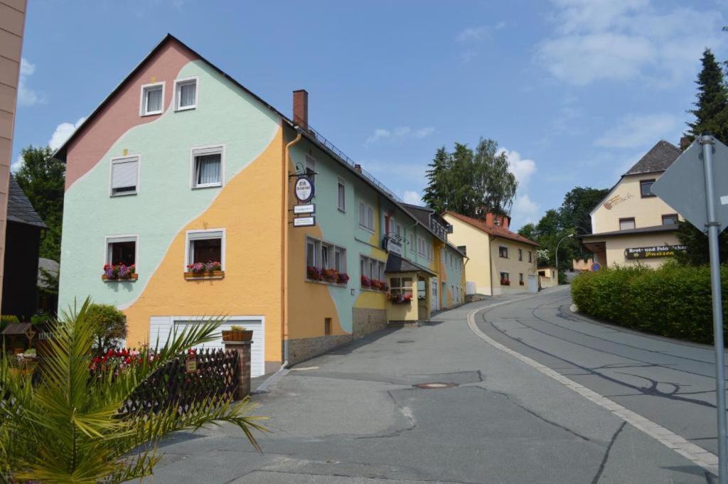 Landgasthof Grüner Baum Regnitzlosau Exterior foto
